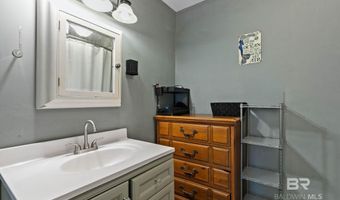13545 Lyons Ave, Bayou La Batre, AL 36509