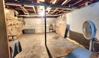 18 Demers St, Berlin, NH 03570