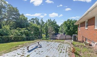 2303 Fairview Dr, Alton, IL 62002