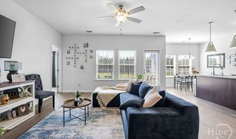 1916 Arnold Dr SE, Allenhurst, GA 31301