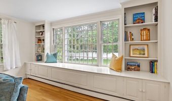 1 Emerson Dr, Acton, MA 01720