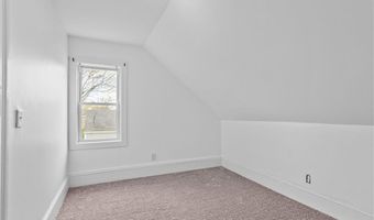 136 Juniper St, East Providence, RI 02914
