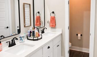204 Heather Loop, Beebe, AR 72012
