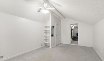 74 Muncy Ln, Ashland, KY 41102