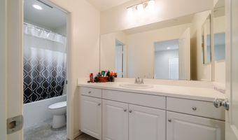 411 Calabrese St, Fallbrook, CA 92028