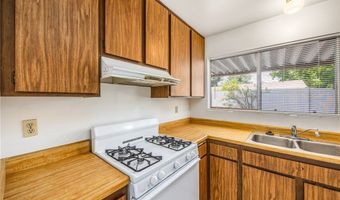 204 Beverly Dr, Banning, CA 92220