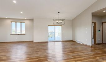 7644 White Pine Cir, Billings, MT 59106