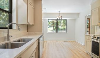 1817 MOHAWK Dr, Alabaster, AL 35007