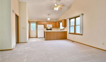 5180 Winthrop Dr, Austintown, OH 44515