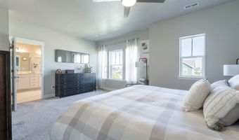21574 E 59th Dr, Aurora, CO 80019