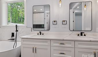 27 George Allen Rdg, Arden, NC 28704