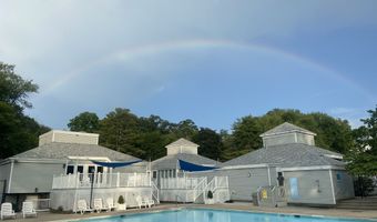 105 Peddlars Dr 105, Branford, CT 06405
