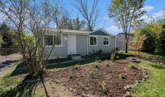 4 Burlingame Ct, Ann Arbor, MI 48108
