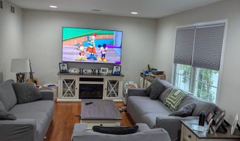 1960 Breakers Dr, Barnegat, NJ 08005