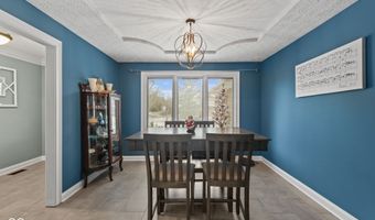 1324 Willow Oak Ct, Avon, IN 46123