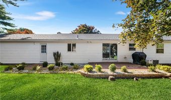 31 Conifer Dr, North Providence, RI 02904