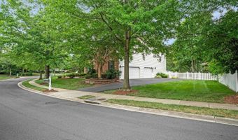 19917 INTERLACHEN Cir, Ashburn, VA 20147