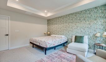 220 Anchor Way 3820, Aberdeen, NJ 07721