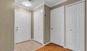 20593 CORNSTALK Ter 101, Ashburn, VA 20147