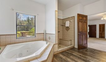 2992 Thomasville Rd, Bainbridge, GA 39819