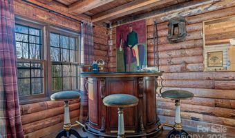 16 Decker Dr, Asheville, NC 28803