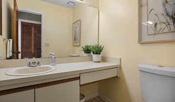 314 8TH St A, Atlantic Beach, FL 32233