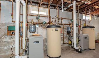 638 Pontiac Ave, Cranston, RI 02910