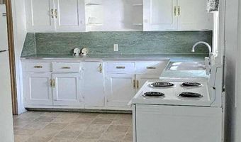 421 Prospect Ave, Alma, MI 48801