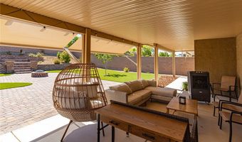 328 S Lisbon St, Henderson, NV 89015