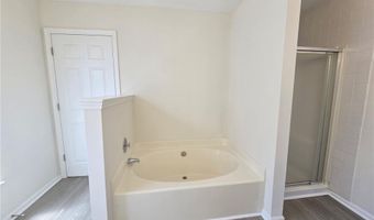 6025 Park Wood Ct, Austell, GA 30106