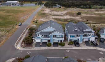 1323 VILLAGE Loop, Bandon, OR 97411