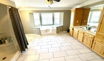 1574 N Carlisle St, Albertville, AL 35951