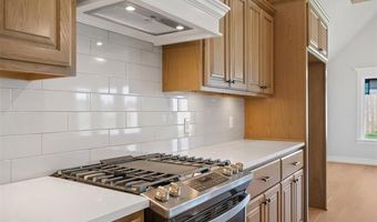 5822 Brandon Ct, Bartlesville, OK 74006