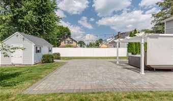 37 Union St, Lincoln, RI 02865