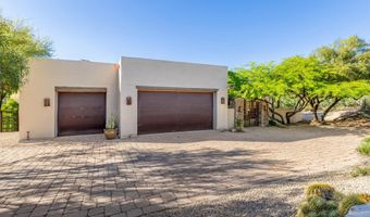2208 N SAGEBRUSH Ln, Carefree, AZ 85377