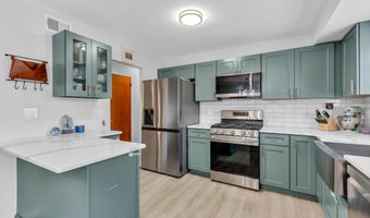 250 Point Pleasant Ave, Bayville, NJ 08721