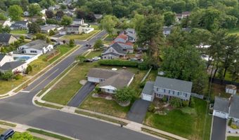 117 Idolstone Ln, Aberdeen Twp., NJ 07747