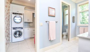 2405 NW 16th Ave, Aberdeen, SD 57401
