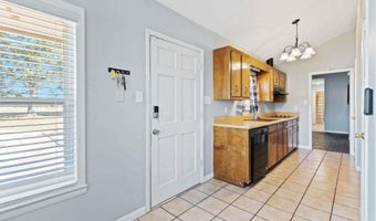 236 Beacon Ln, Atmore, AL 36502