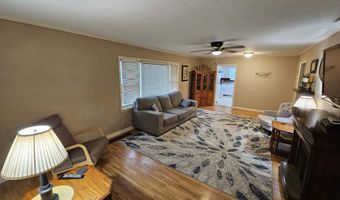 813 W 4th St, Bicknell, IN 47512