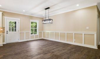 1034 N Linden Dr, Alcoa, TN 37701