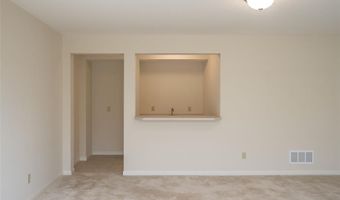 719 Clayton Corners Dr, Ballwin, MO 63011