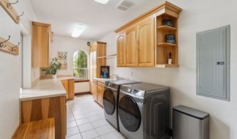 10168 STAYTON Rd, Aumsville, OR 97325