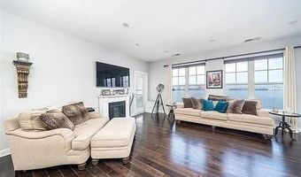 201 W 30TH St 302, Bayonne, NJ 07002