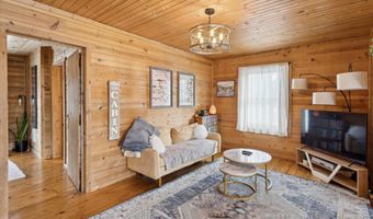 8484 N Rollin Hwy, Addison, MI 49220