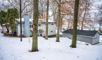 1677 Cree Dr, Arkdale, WI 54613