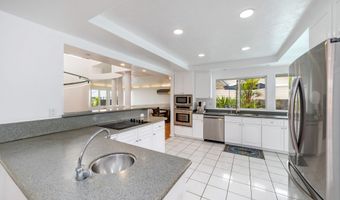 862 HOOLAULEA St, Hilo, HI 96720