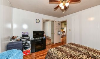 2420 E 40th St, Anderson, IN 46013