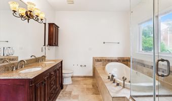 9915 ASHBURTON Ln, Bethesda, MD 20817