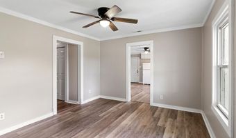 810 Sanders St, Athens, AL 35611